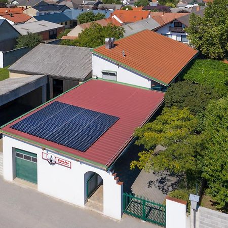 Pension Lang Sankt Andrä bei Frauenkirchen Buitenkant foto